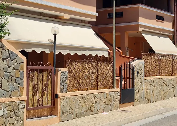 House Center * ヴィッラシミーウス